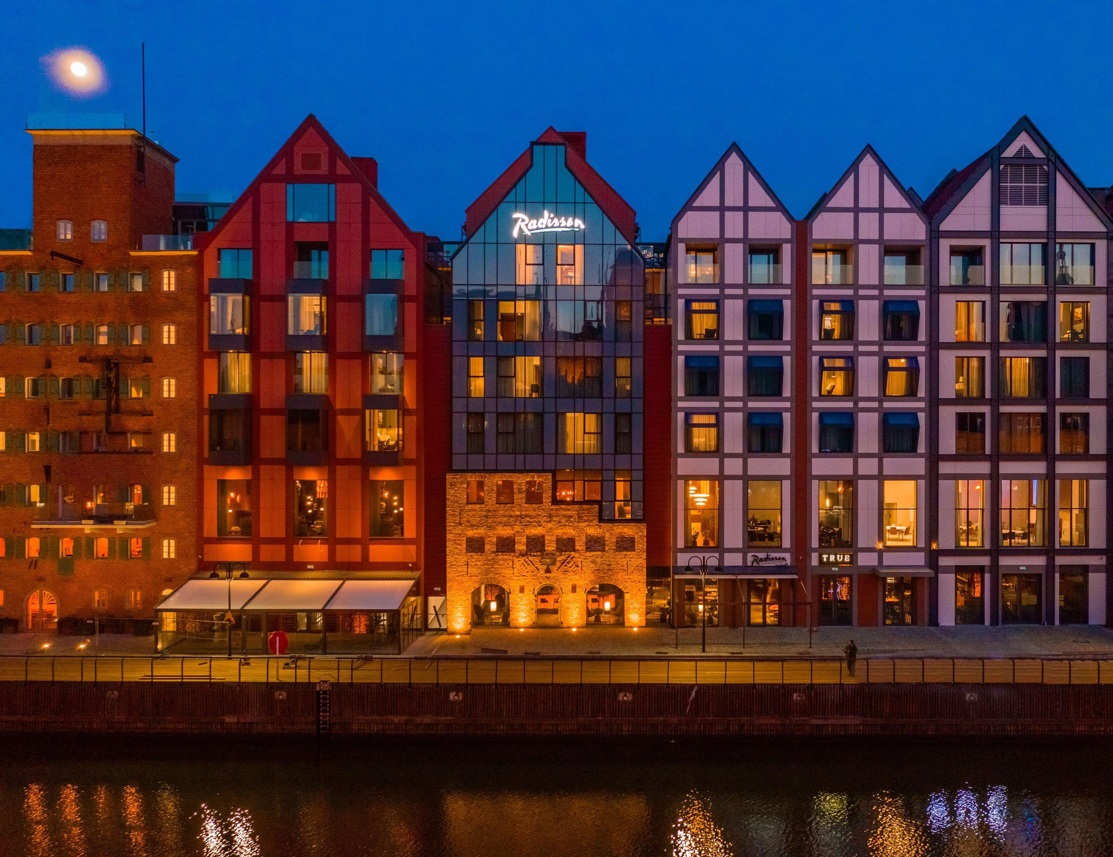 Radisson & Suites, Gdansk, Wyspa Spichrzow Hotel