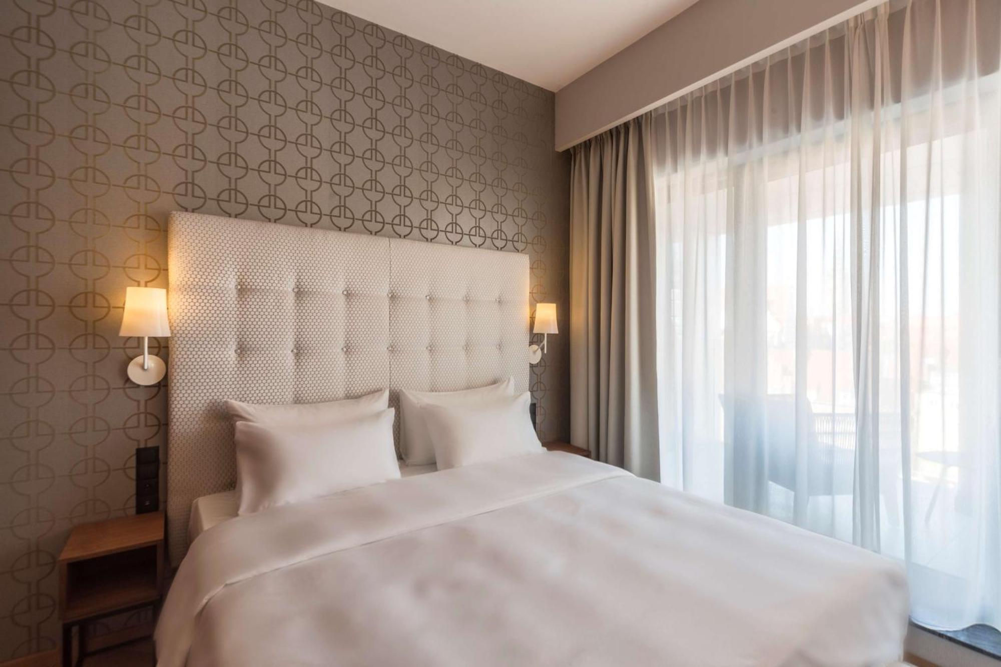 Radisson & Suites, Gdansk, Wyspa Spichrzow Hotel
